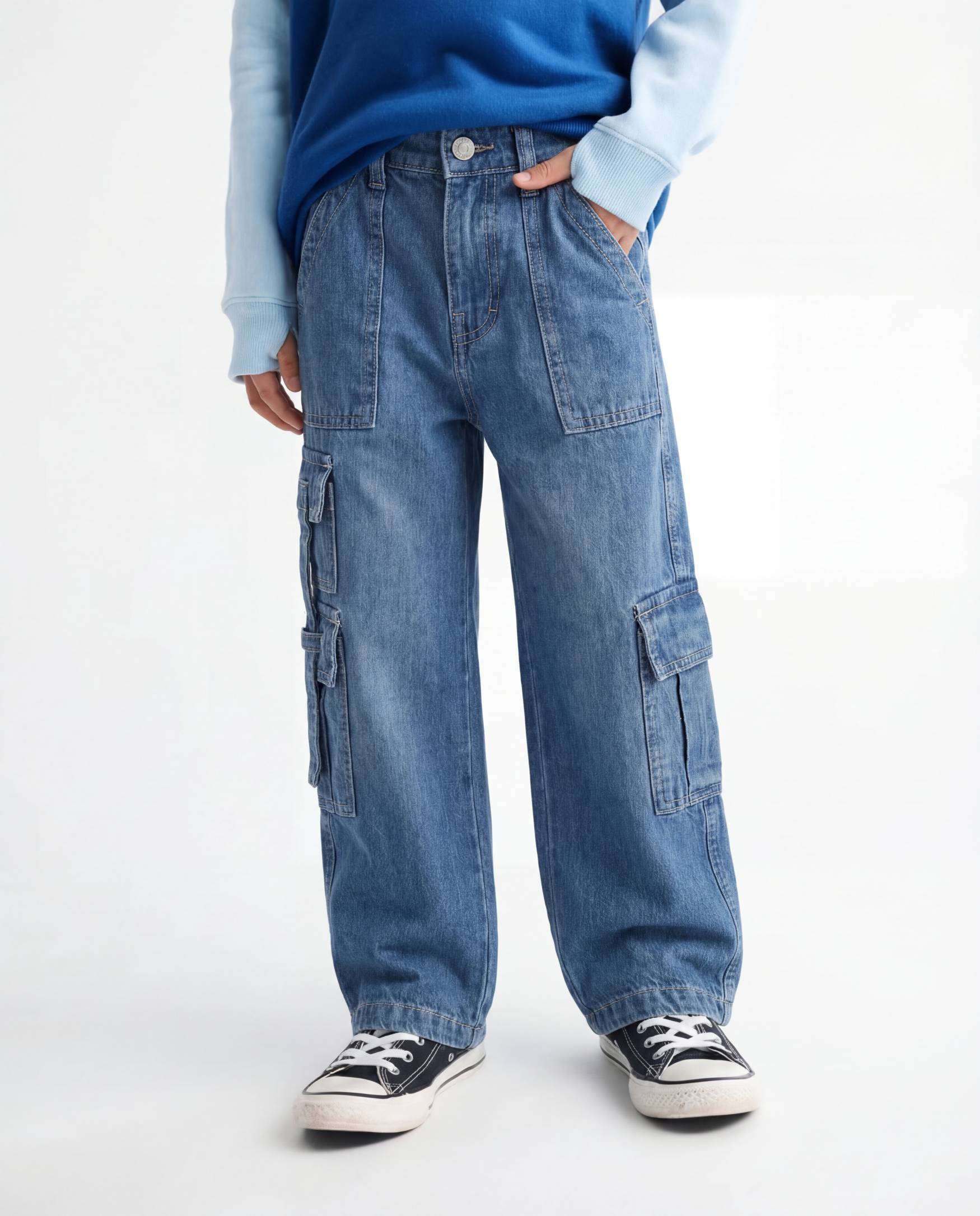 Baggy Medium Blue 7-Pocket Cargo Denim Jeans